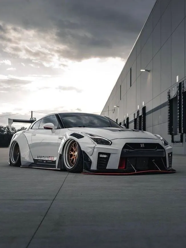 Nissan GTR